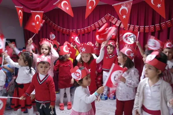 Okul Türk Eğitim Kurumları Kreş ve Gündüz Bakımevi - Resim 7