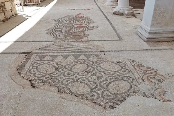 Sardes Antik Kenti - Manisa - Resim 12