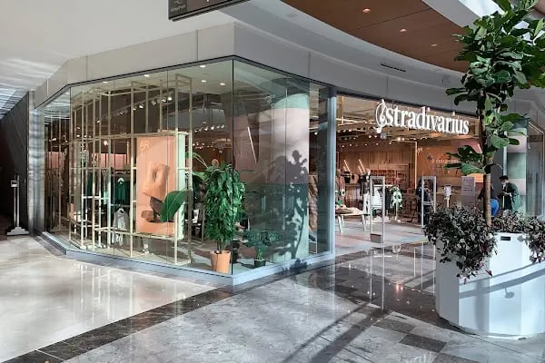 Stradivarius - Resim 13