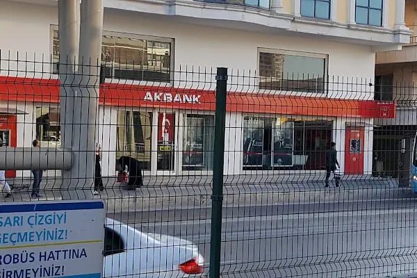 Akbank Avcılar E5 Şubesi - Resim 2