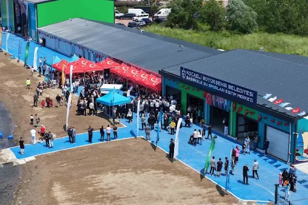 Kocaeli Büyükşehir Belediyesi Başiskele Su Sporları Eğitim Merkezi - Resim 15