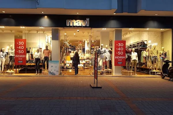 Mavi - Alanya Cadde - Resim 2