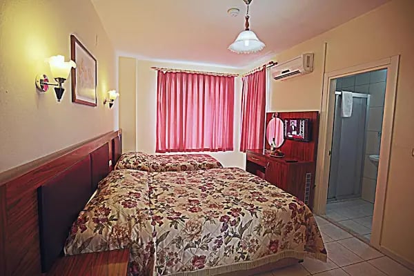 Millenium Park Hotel - Resim 2