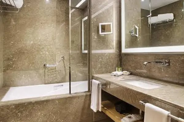 DoubleTree by Hilton İstanbul - Avcılar - Resim 4