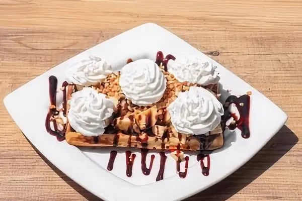 Yummy Waffle Balçova - Resim 17