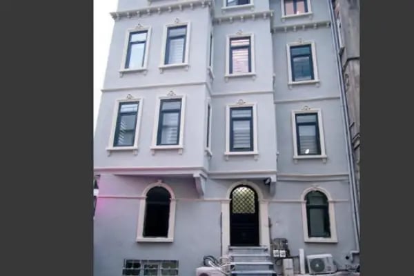 Taksim Square, cute hotel - Resim 1