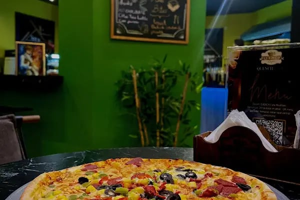 Quench Cafe - Resim 20