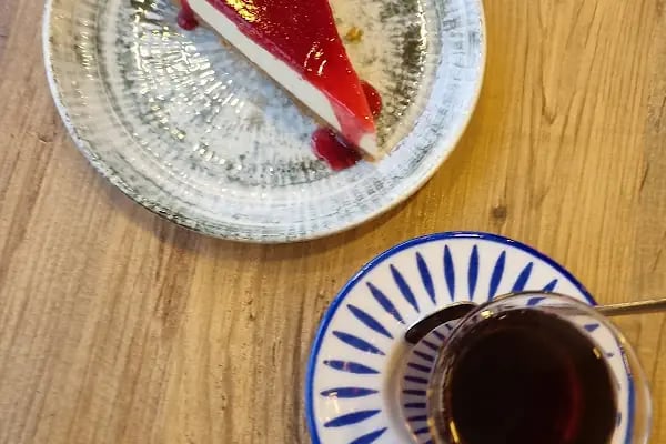 Quench Cafe - Resim 17