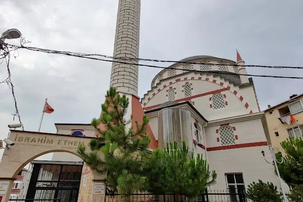 Yeni Çamlıca İbrahim Ethem Camii - Resim 1