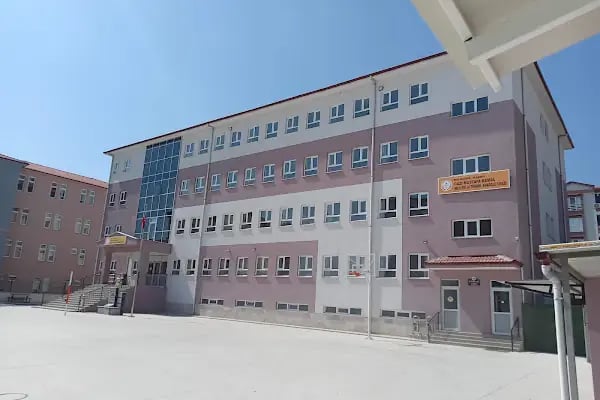Gazi Mustafa Kemal Mesleki ve Teknik Anadolu Lisesi - Resim 1