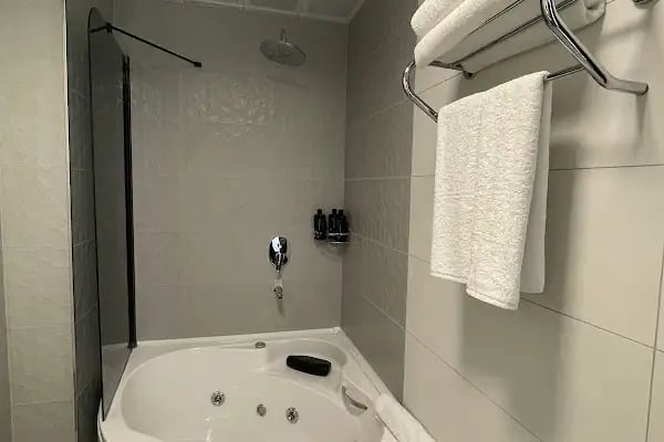 Trademark Collection By Wyndham Operla Airport Hotels - Resim 10