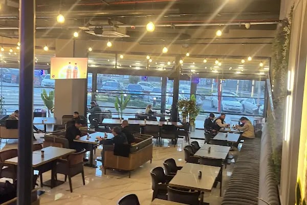 Genesis Cafe - Resim 4