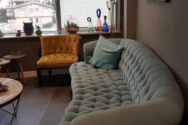 Op. Dr. Oray Karaçaylı - Burun Estetiği ve Kulak Burun Boğaz Uzmanı - Resim 8