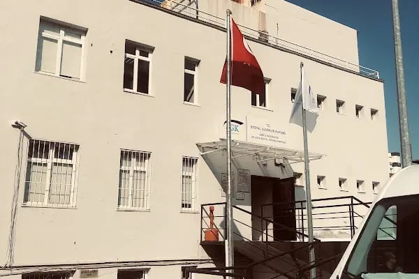 T.C. Sosyal Güvenlik Kurumu İzmir İl Müdürlüğü Balçova Sosyal Güvenlik Merkezi - Resim 1