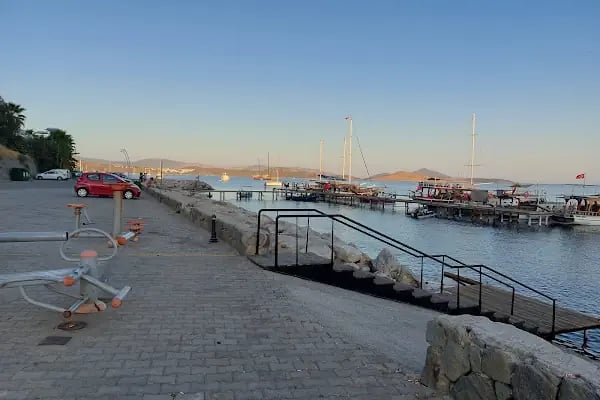 Yahşi Yelken Cafe, Plaj - Bodrum Belediye A.Ş. - Resim 17