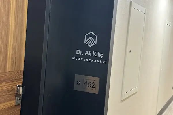 Dr. Ali KILIÇ I Medical Aesthetics Doctor | Botox | Lip Filler | Mesotherapy | Jawline Filler - Resim 6