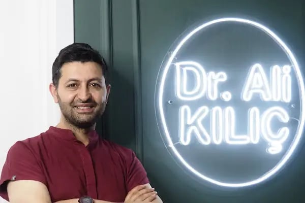 Dr. Ali KILIÇ I Medical Aesthetics Doctor | Botox | Lip Filler | Mesotherapy | Jawline Filler - Resim 9