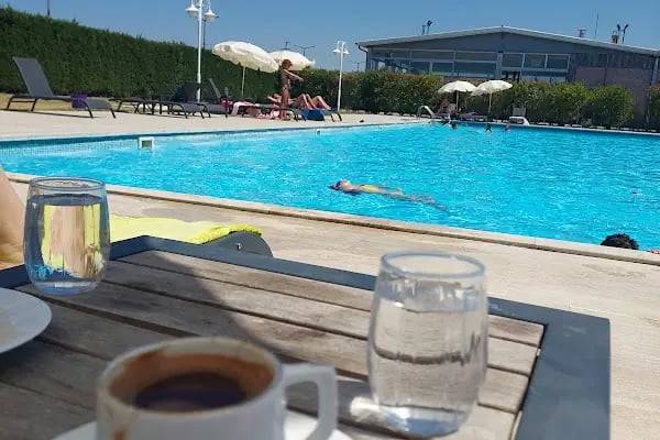 Sakarya Tenis Akademisi Spor Kompleksi - Resim 7