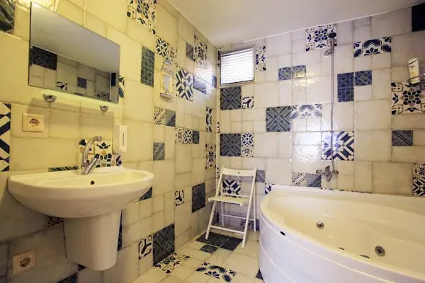 Zebra Hotel Alsancak - Resim 4
