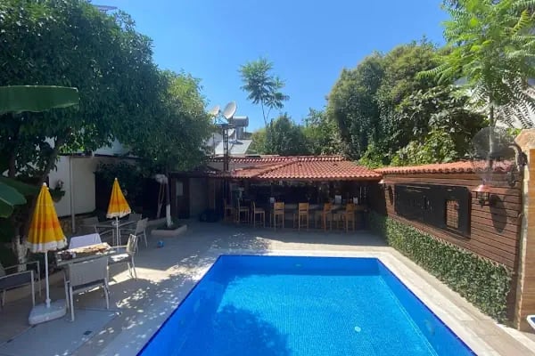 CASTLE OLD TOWN HOTEL - Resim 3