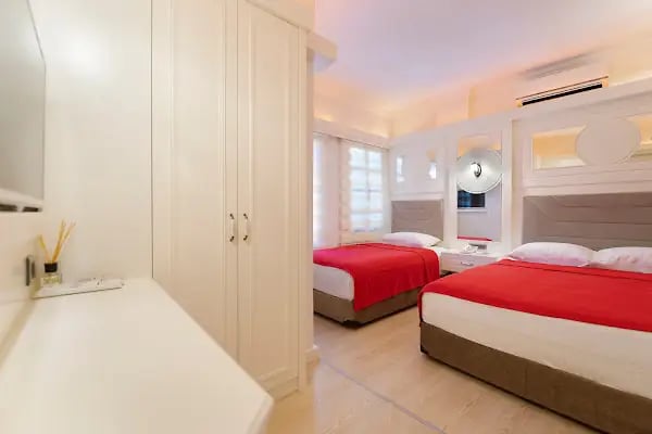CASTLE OLD TOWN HOTEL - Resim 6