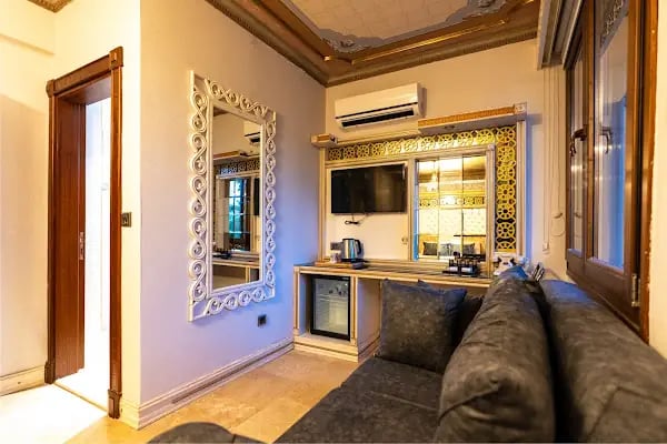 CASTLE OLD TOWN HOTEL - Resim 12