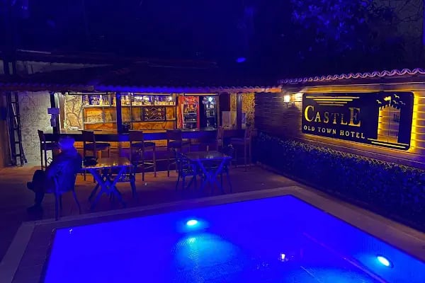 CASTLE OLD TOWN HOTEL - Resim 18