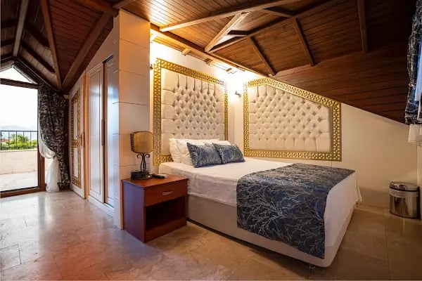 CASTLE OLD TOWN HOTEL - Resim 2