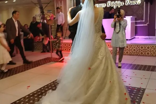 Yuvam Düğün ve Davet ve Balo Salonu - Bağcılar Düğün Salonu - Yuvam Bağcılar Kına Organizasyonu - Resim 11