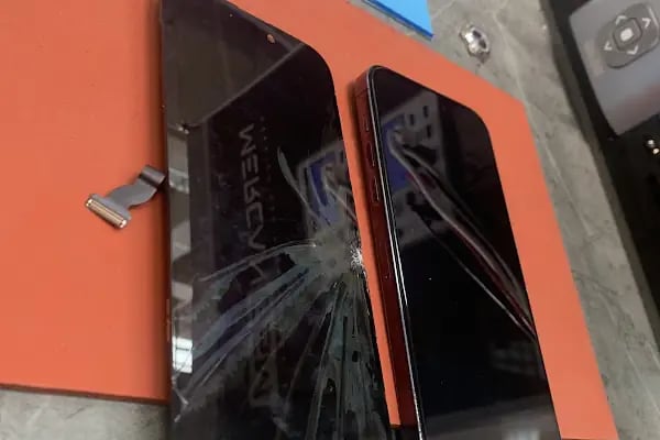 Gimsa AVM Eryaman Telefoncu, Teknik Servis, Mercan Gsm, iPhone, Samsung, Huawei, Vivo, Xiaomi, Oppo Cep Telefon Tamir Servis - Resim 8