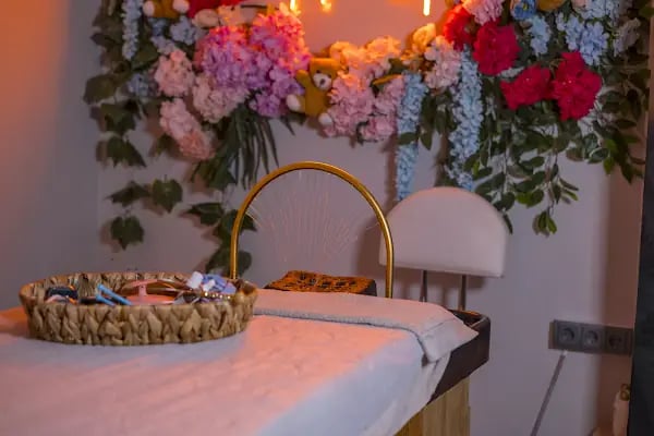 Denizli Kafa Masajı - Hermosa Hair Spa - Resim 3