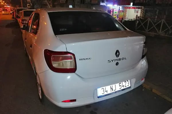 Red Cars Rent a Car - Resim 18