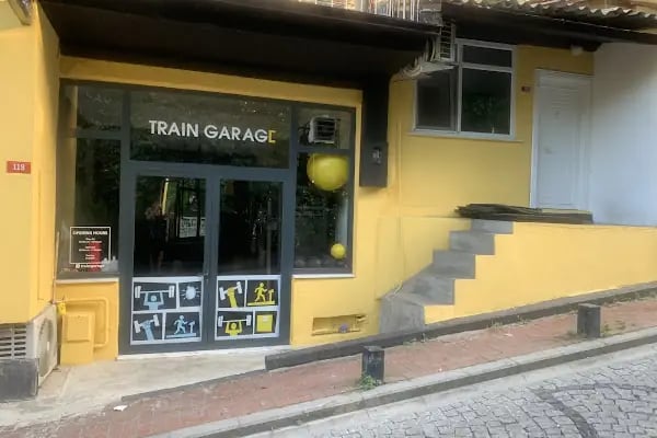 Train Garage - Resim 2