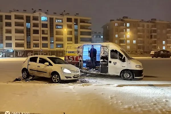 Mollast oto lastik yol yardım - Resim 1