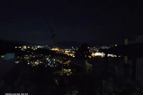 Amiral 7 Sitesi Havuzu - Resim 4