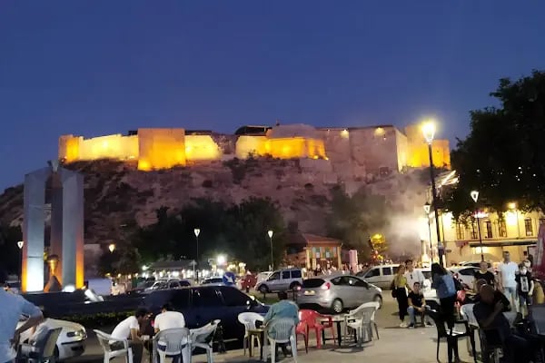 MOON Balkon cafe &amp; restaurant - Resim 4