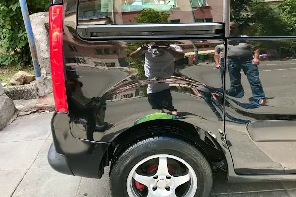 Rein Car Wash - Oto yıkama - Detailing - Seramik Kaplama - Oto Kuaför - Pasta Cila - Boya Koruma - Resim 6