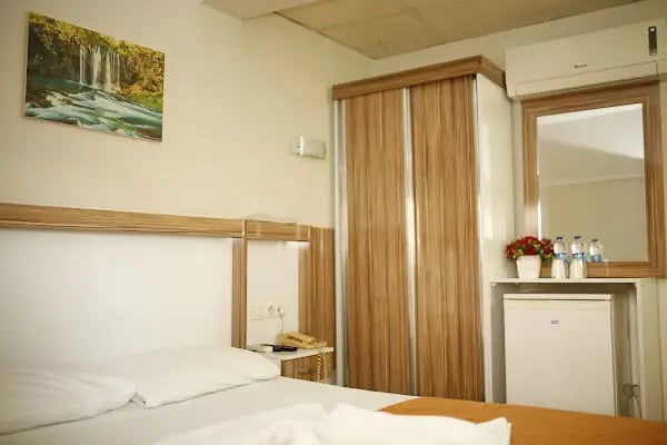 Özhan Otel - Resim 11