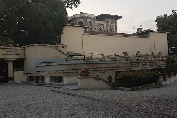 İran İslam Cumhuriyeti Konsolosluğu - Resim 18