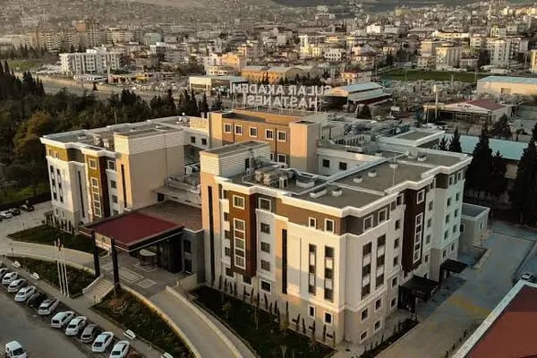 Hamide Hair Clinic Saç Ekim Merkezi - Resim 1