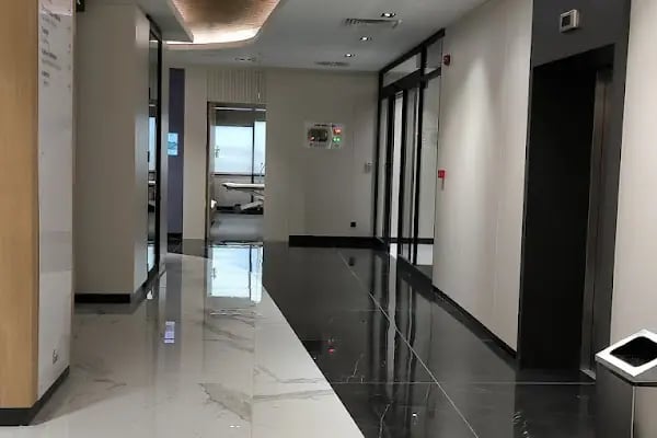 Hamide Hair Clinic Saç Ekim Merkezi - Resim 4