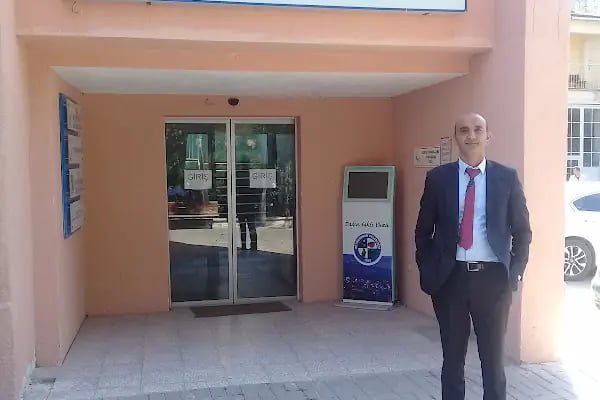 Belediye Meydanı - Resim 19