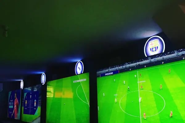 PES CLUB PLAYSTATION - Resim 3