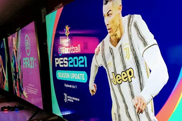 PES CLUB PLAYSTATION - Resim 6