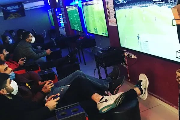 PES CLUB PLAYSTATION - Resim 17