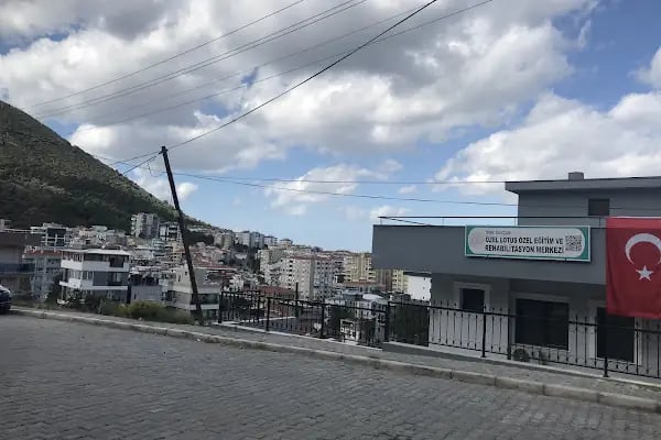 İZMİR LOTUS ÖZEL EĞİTİM ve REHABİLİTASYON Merkezi | İzmir Özel Eğitim ve Rehabilitasyon Merkezi - Resim 12