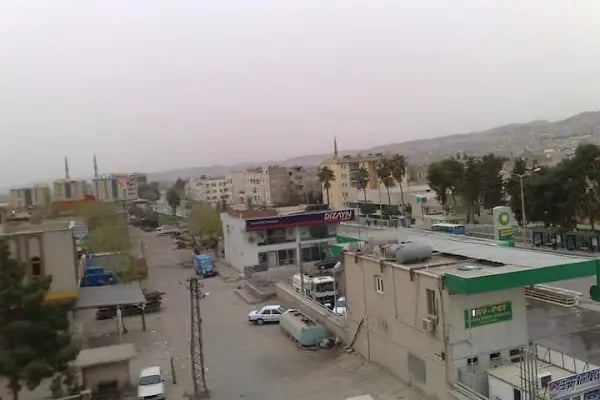 Şanlıurfa eyyübiye şelçuklu İlkokulu - Resim 1