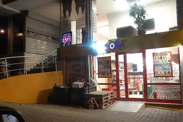İkon Ağız ve Diş Sağlığı Polikliniği Hadımköy Şubesi - Resim 13