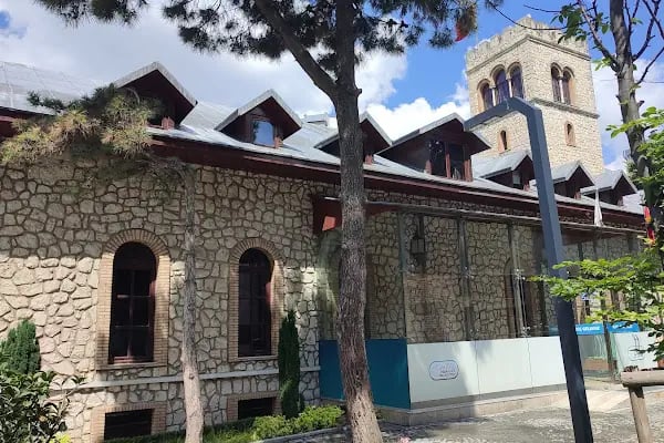 Esenyurt Belediyesi Turgut Özal Mahallesi Termal Kür Ve Tedavi Merkezi - Resim 5