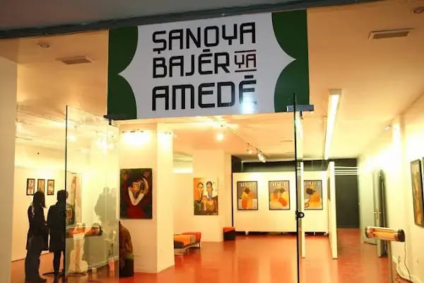 Şanoya Bajer a Amede (Amed Sehir Tiyatrosu) - Resim 16